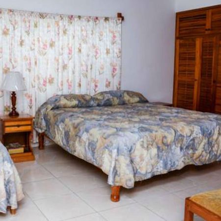 נגריל Vanvilla Guest House מראה חיצוני תמונה